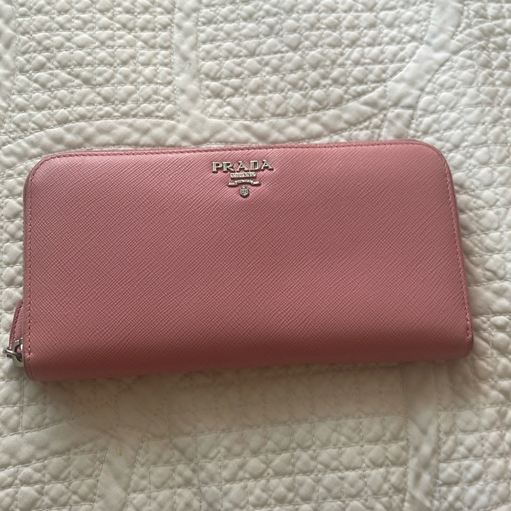 Authentic Prada Milano Saffiano zippy wallet